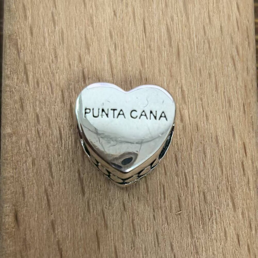 Pandora PUNTA CANA Exclusive Travel Heart Charm Pendant, S925 Silver Bracelets - Picture 2 of 4